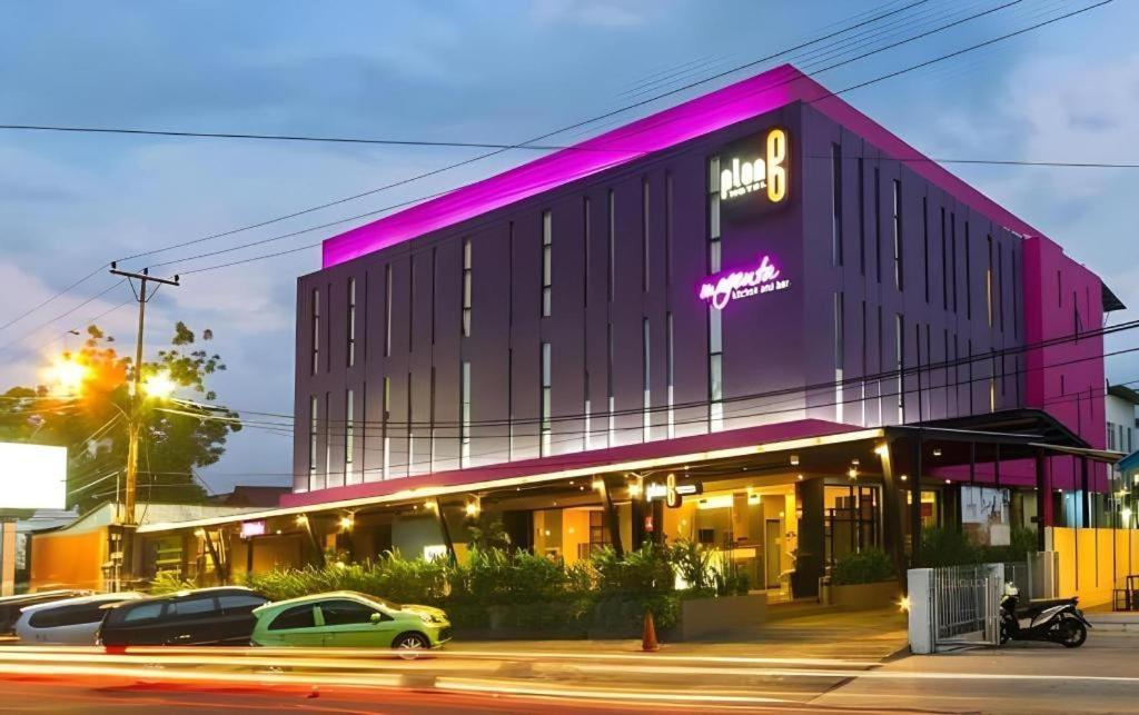 Plan B Hotel Padang  Eksteriør billede